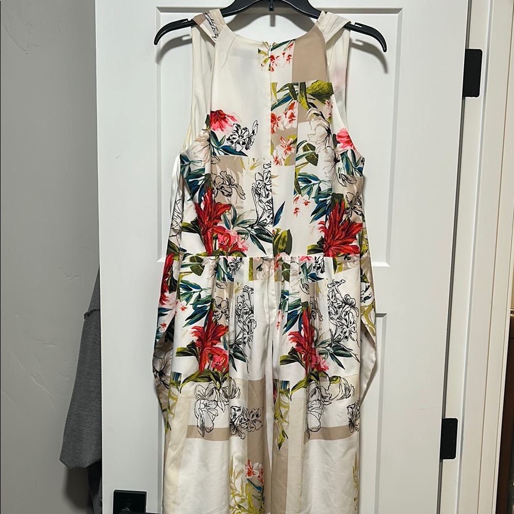 White House Black Market Cream Sleeveless V-Neck Sundress - Picture 5 of 6